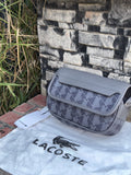 Sacoche Lacoste monogramme
